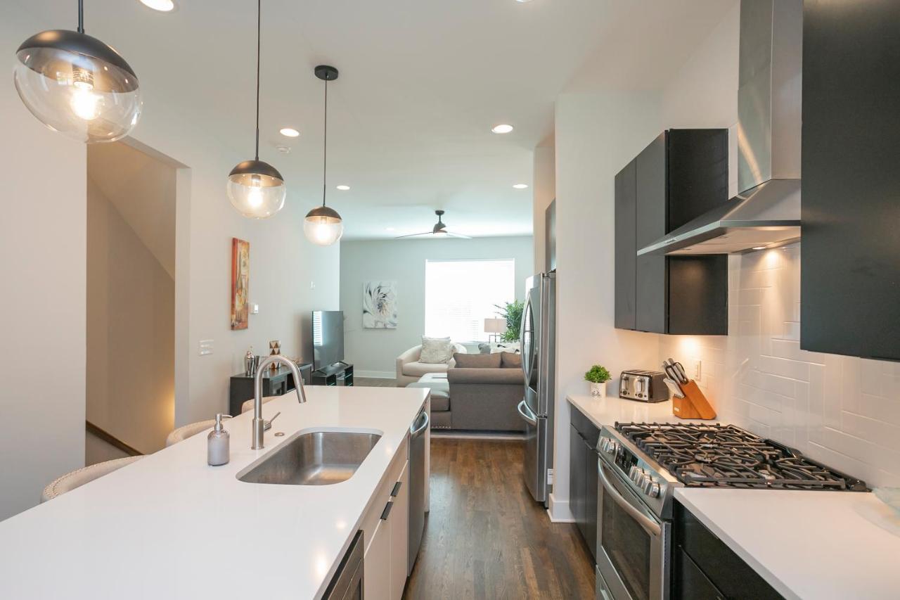 Luxury Townhome Skyline Views Mins To Dt Nashville Ngoại thất bức ảnh