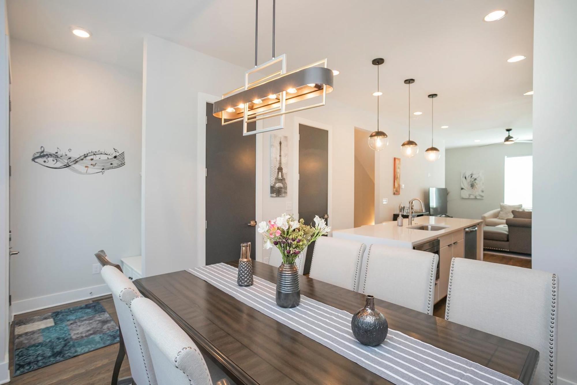 Luxury Townhome Skyline Views Mins To Dt Nashville Ngoại thất bức ảnh